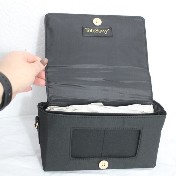 ToteSavvy Change Kit Crossbody Bag in Black NWT - Picture 1 of 4